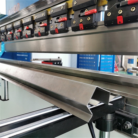 Fabricación vende máquina dobladora de tubos controlada por CNC 180 máx. Ángulo de curvatura 6 - 63 Raio de curvatura Aceiro HIDRÁULICO