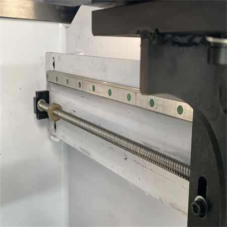 Máquina dobladora de placas CNC hidráulica serie 2WC67Y/K Freno de prensa en tándem CNC hidráulico de placas de aceiro