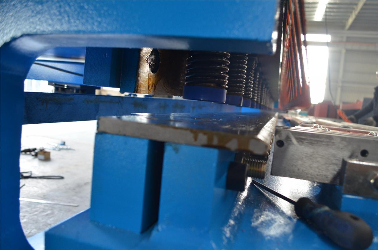 Cizallas de guillotina de 6*3200 mm Cizalla de metal Máquina de corte de chapas de ferro hidráulica