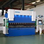 Delem Da66t 125 3+1 4+1 6+1 8+1 Freno de prensa hidráulica CNC para doblado de placas de metal