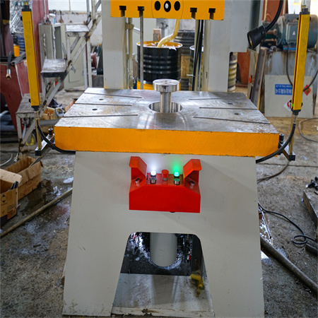 Fabricante profesional de China, porta de mobles de madeira contrachapada CE 50T 80T 100T, máquina de prensado en frío de contrachapado hidráulico laminado