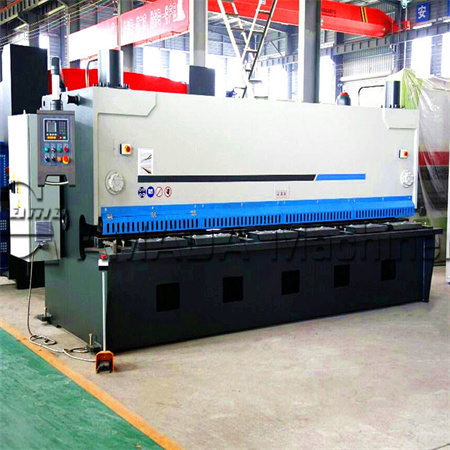 Un conxunto de cizalla CNC e máquina dobradora de freo de prensa