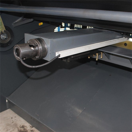 Máquina de corte de metal de guillotina hidráulica Accurl CNC 6*2500mm/cizalla de placa de aceiro